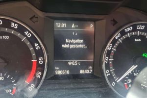 Skoda-Octavia-Scout-2014-(7)