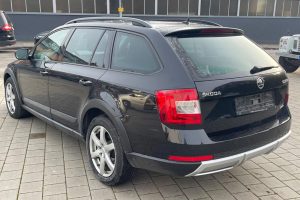 Skoda-Octavia-Scout-2014-(8)