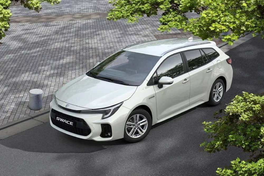 https://autogreeknews.gr/wp-content/uploads/2023/02/Suzuki-Swace-7.jpg
