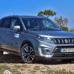 Suzuki-Vitara-off-road