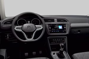 Volkswagen-Tiguan_2021-tablo
