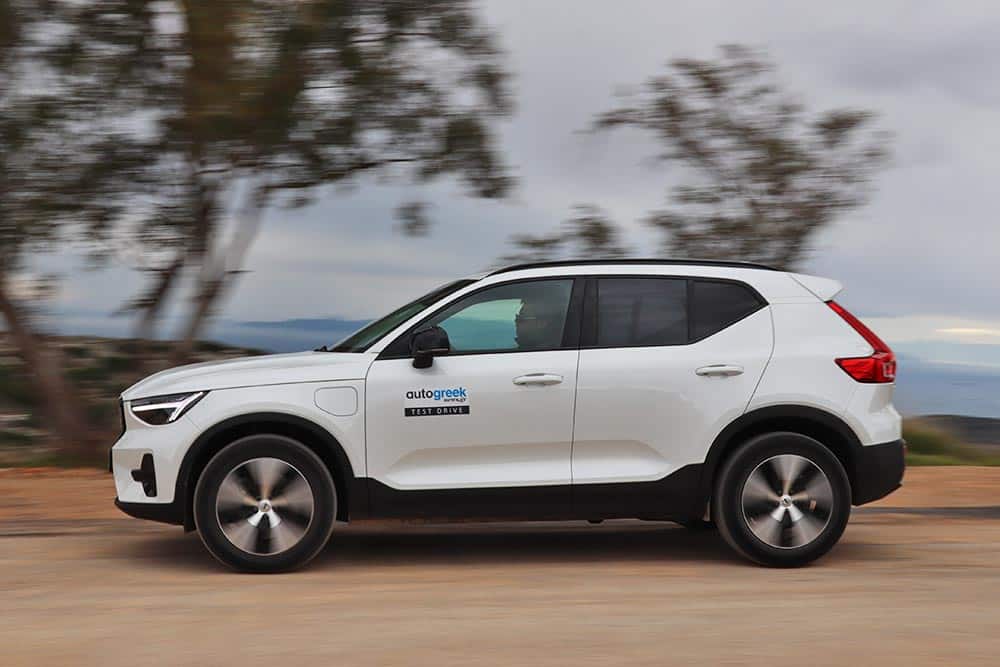 https://autogreeknews.gr/wp-content/uploads/2023/02/Volvo-XC40-T5-2023-3.jpg