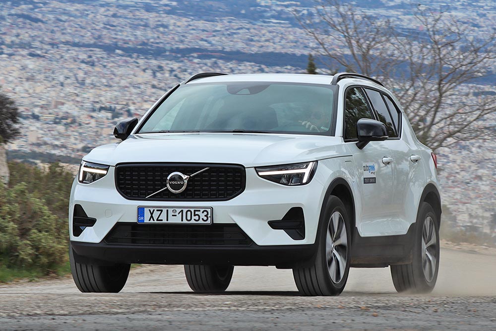 https://autogreeknews.gr/wp-content/uploads/2023/02/Volvo-XC40-T5-2023-8.jpg