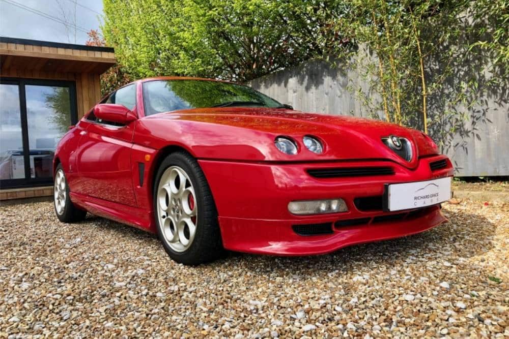 https://autogreeknews.gr/wp-content/uploads/2023/02/alfa-romeo-gtv-cup-278-2.jpg
