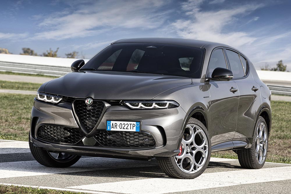 https://autogreeknews.gr/wp-content/uploads/2023/02/alfa-romeo-tonale-plug-in-hybrid-2.jpeg