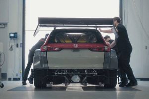 honda-cr-v-hybrid-racer-project-teaser (8)