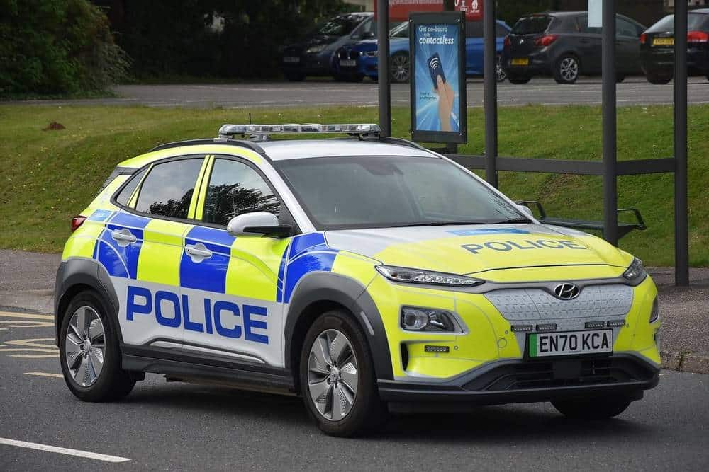 https://autogreeknews.gr/wp-content/uploads/2023/02/hyundai-kona-ev-uk-police.jpg