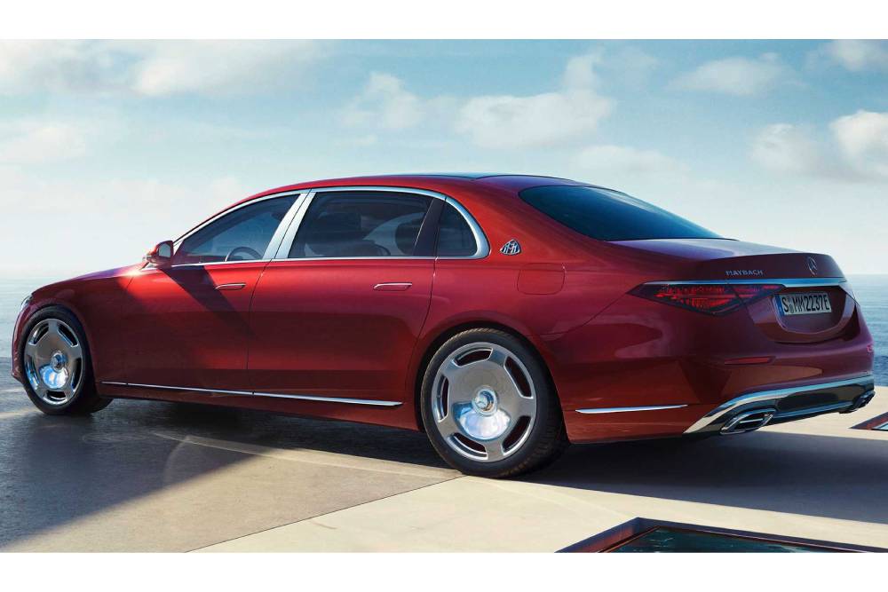 https://autogreeknews.gr/wp-content/uploads/2023/02/mercedes-maybach-s580e-1.jpg