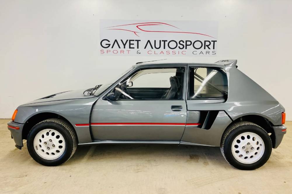 https://autogreeknews.gr/wp-content/uploads/2023/02/peugeot-205-t16-for-sale-03.jpg