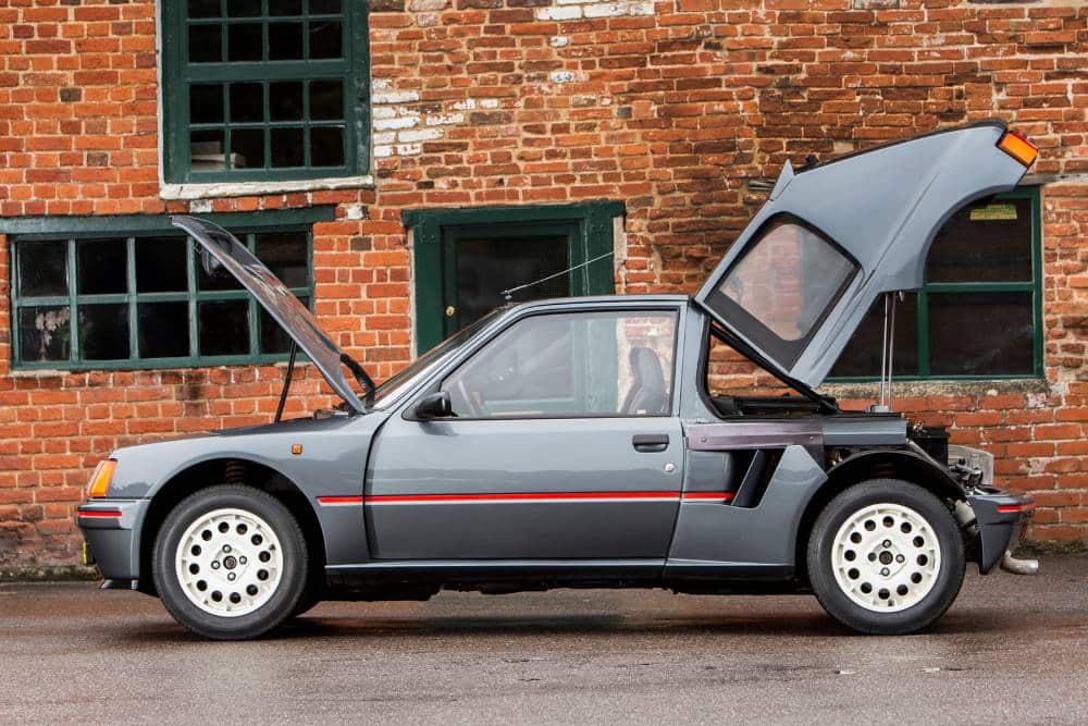 https://autogreeknews.gr/wp-content/uploads/2023/02/peugeot_205_t16_3.jpg