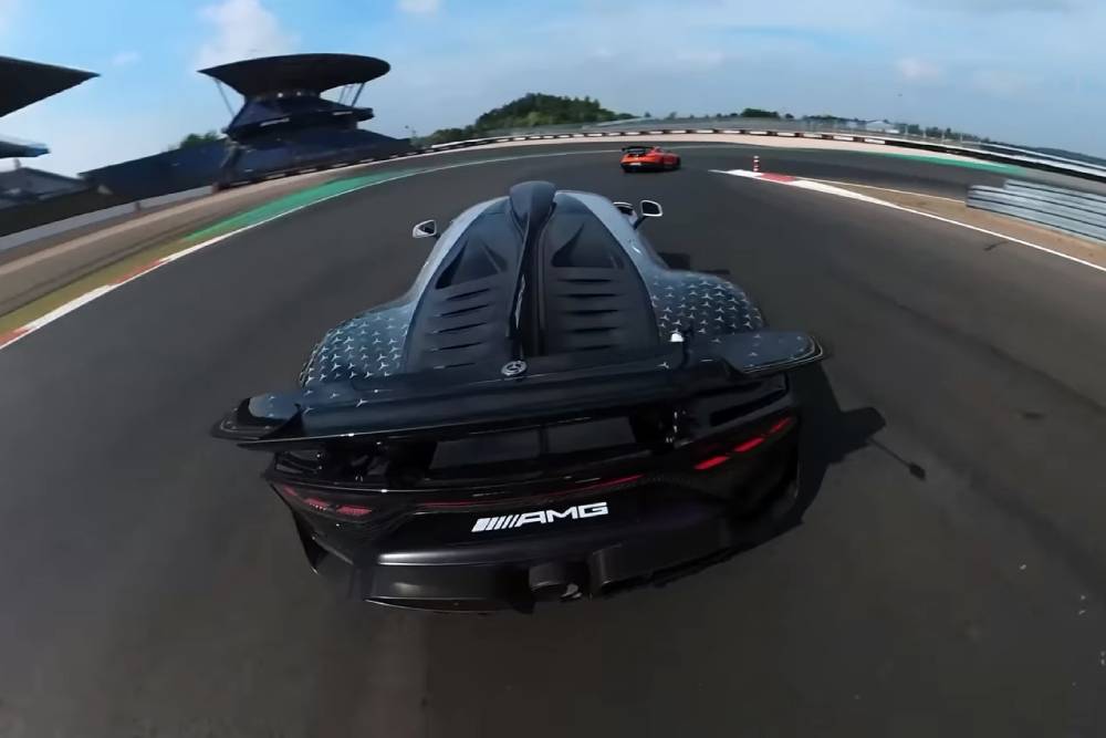 Βόλτα α λα Gran Turismo με το Mercedes-AMG One