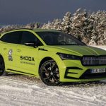 skoda-enyaq-rs-sets-two-guinness-records (3)