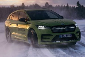 skoda-enyaq-rs-sets-two-guinness-records