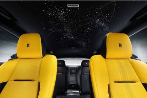 2023-rolls-royce-black-badge-wraith-black-arrow-in (7)