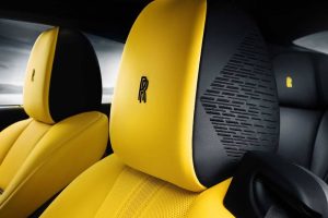 2023-rolls-royce-black-badge-wraith-black-arrow-in (9)