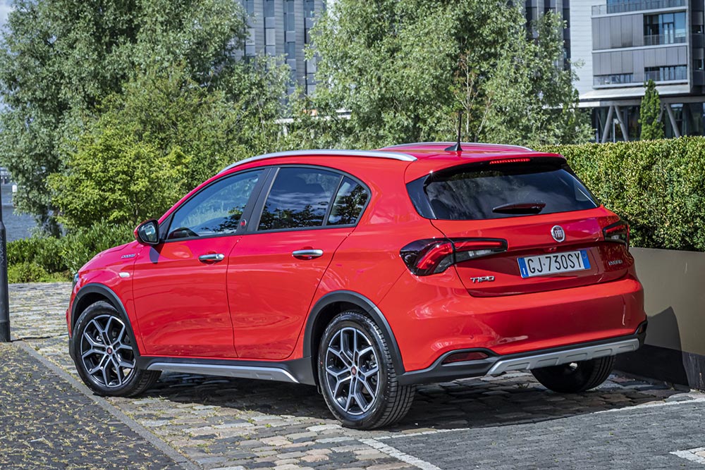 https://autogreeknews.gr/wp-content/uploads/2023/03/Fiat-Tipo-2023-6.jpg