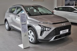 Hyundai-Bayon-ekthesi