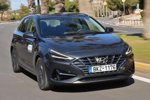 Hyundai-i30-kinisi