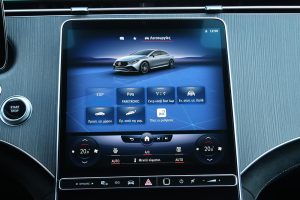 Mercedes EQE 350+ (13)