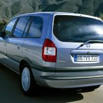 Opel-Zafira-1st-gen-(3)