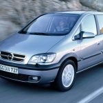 Opel-Zafira-1st-gen-(4)