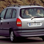 Opel-Zafira-1st-gen-(5)