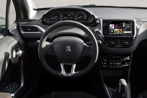 Peugeot-208-tablo