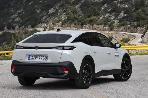 Peugeot 408 1.2 PureTech 130 (10)