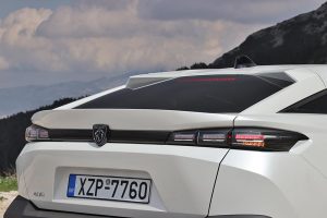 Peugeot 408 1.2 PureTech 130 (11)