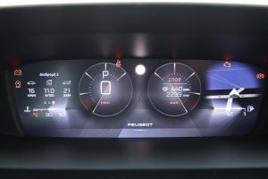 Peugeot 408 1.2 PureTech 130 (38)