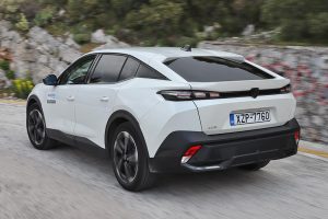 Peugeot 408 1.2 PureTech 130 (4)