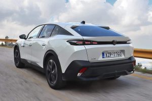 Peugeot 408 1.2 PureTech 130 (43)