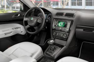 Skoda-Octavia-2009-(2)