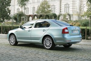 Skoda-Octavia-2009-(3)