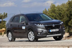 Suzuki-S-Cross-strofi