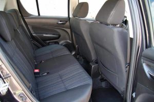 Suzuki-Swift-2011-(4)