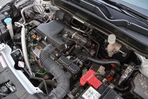 Suzuki-Vitara-Stong-Hybrid-esoteriko-(13)