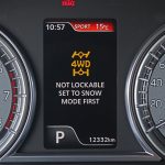 Suzuki-Vitara-Stong-Hybrid-esoteriko-(9)