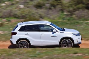 Suzuki-Vitara-Strong-Hybrid-(12)