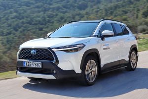 Toyota-Corolla-Cross-2