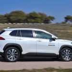 Toyota-Corolla-Cross-2.0-Hybrid-(10)