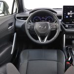 Toyota-Corolla-Cross-2.0-Hybrid-(17)