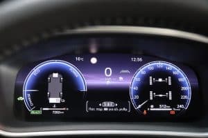 Toyota-Corolla-Cross-2.0-Hybrid-(25)