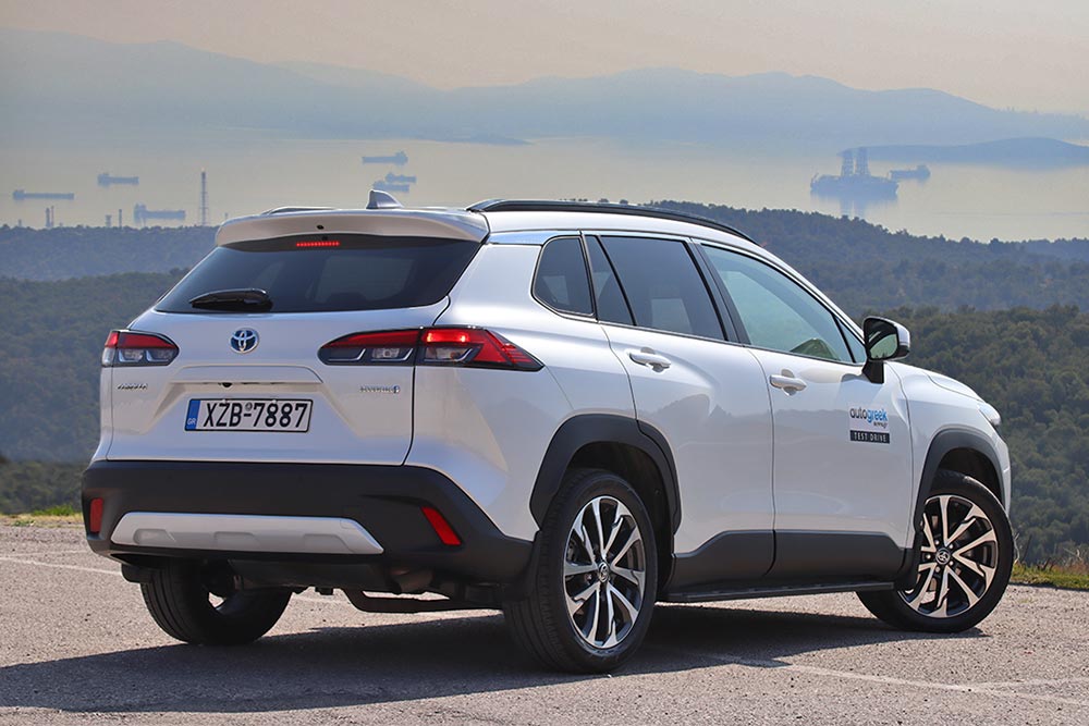 https://autogreeknews.gr/wp-content/uploads/2023/03/Toyota-Corolla-Cross-2.0-Hybrid-30.jpg