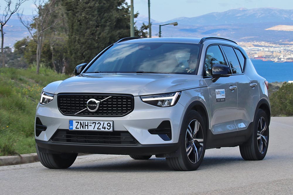https://autogreeknews.gr/wp-content/uploads/2023/03/Volvo-XC40-T2-4.jpg