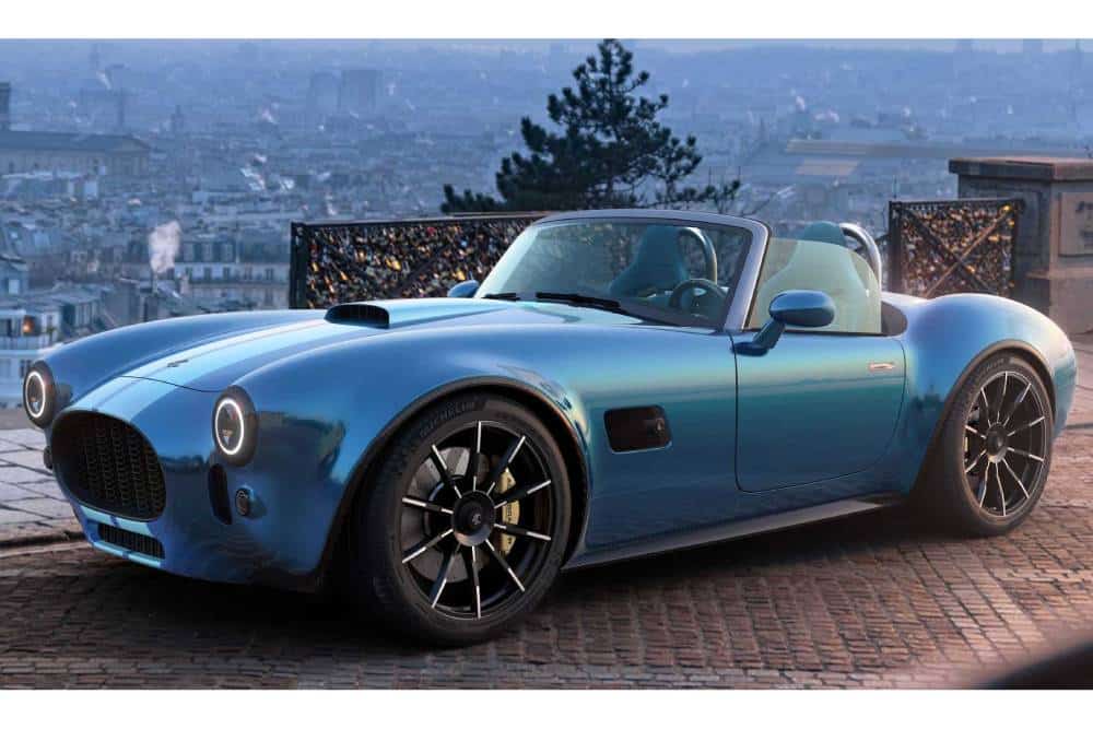 https://autogreeknews.gr/wp-content/uploads/2023/03/ac-cobra-gt-roadster-2.jpg
