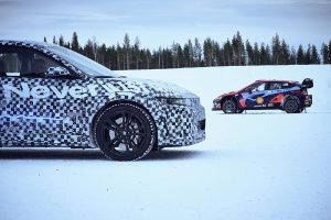 hyundai-ioniq-5-n-winter-test-drive-wrc-couple-05