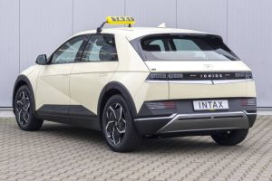 hyundai ioniq 5 taxi germany 02