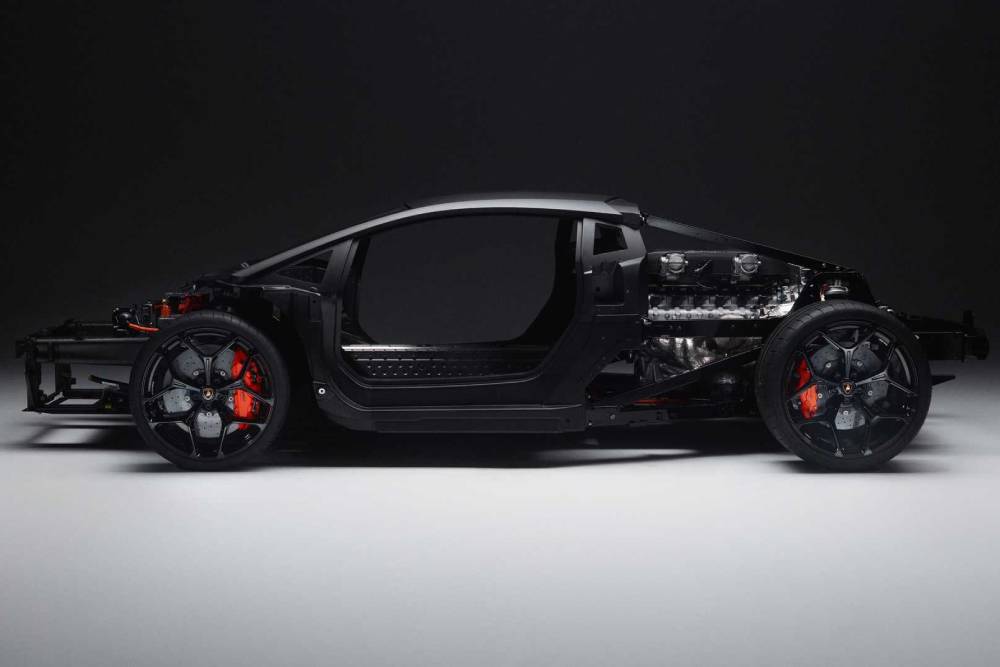 https://autogreeknews.gr/wp-content/uploads/2023/03/il-telaio-della-nuova-lamborghini-v12-ibrida-1.jpg