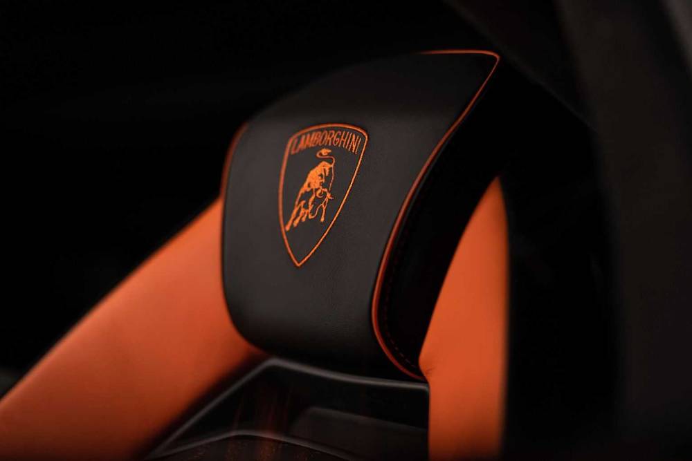 https://autogreeknews.gr/wp-content/uploads/2023/03/lamborghini-revuelto-foto-2023-13.jpg